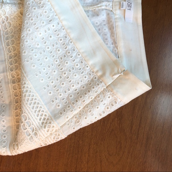 LOFT eyelet Riviera Short - Picture 6 of 7